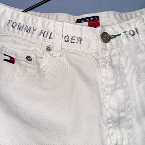 Tommy Hilfiger White 80s Jean Shorts Size 12/28” - Picture 4 of 6